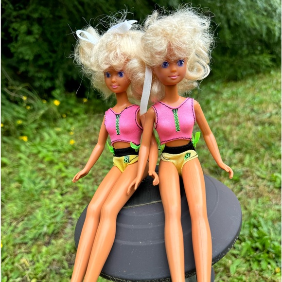 Vintage Barbie Skipper Dolls - Picture 3 of 16